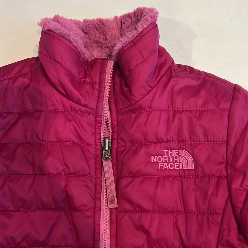 The North Face Girls Medium (10/12) Reversible Pink puffer